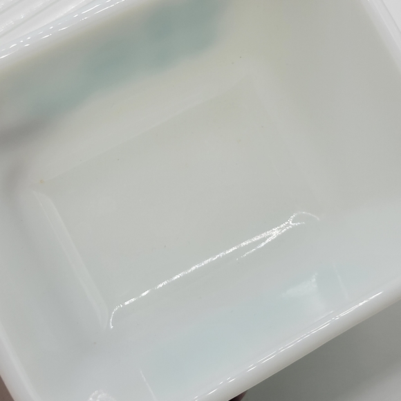 VTG Pyrex Amish Butterprint Refrigerator Dish with Lid # 501 - Picture 6 of 10